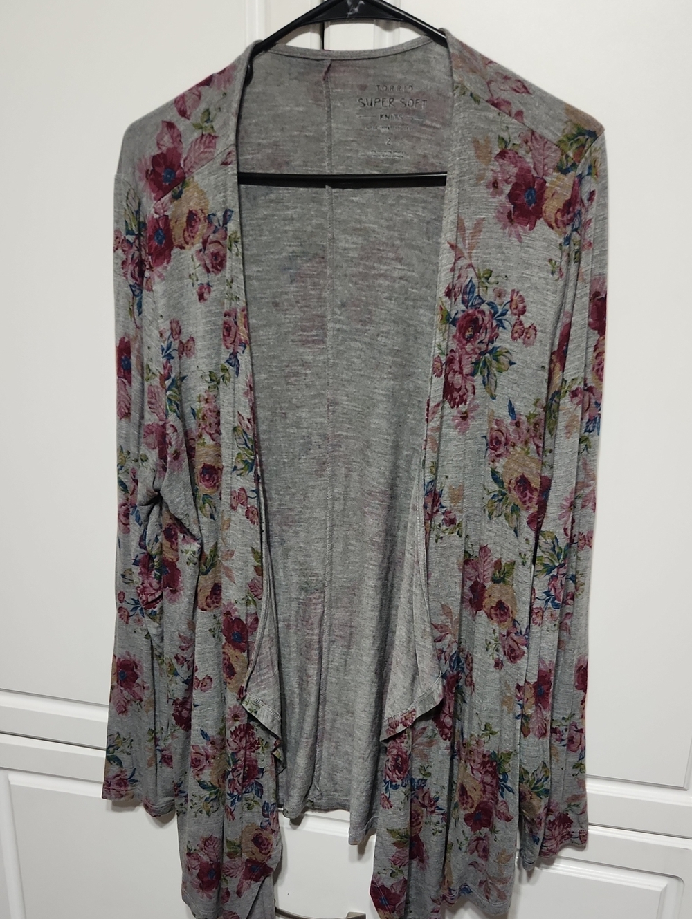 torrid Gray Floral Open-Front Cardigan